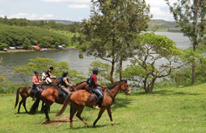 Riding long the source of the nile gardens 1 Day Jinja Tour
