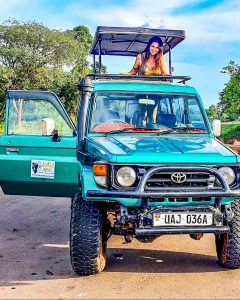 Female Travellers and Private Guides